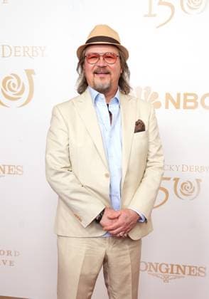 LOUISVILLE, KY - MAY 04: Country singer Travis Tritt walks the red carpet before the 150th running of the Kentucky Derby on May 4, 2024, at Churchill Downs in Louisville, Ky. (Photo by Jeff Moreland Icon Sportswire) HORSE RACING: MAY 04 Kentucky Derby EDITORIAL USE ONLY Icon168240504032