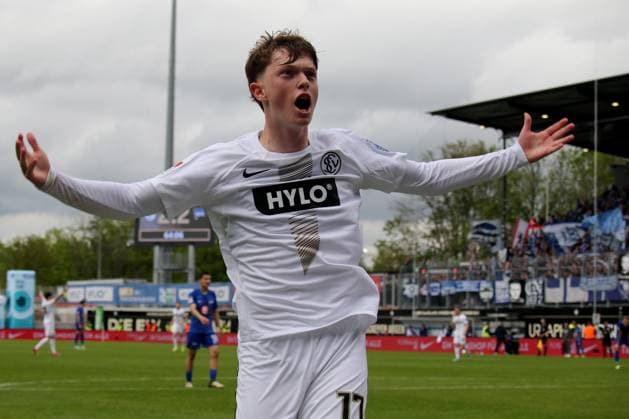 05.05.2024, xmohx, Fussball 2.Bundesliga, SV Elversberg - Hertha BSC Berlin emspor, v.l. Torjubel nach dem Tor zum celebrating the goal celebrate 3:2 durch Paul Wanner (SV Elversberg) (DFL DFB REGULATIONS PROHIBIT ANY USE OF PHOTOGRAPHS as IMAGE SEQUENCES and or QUASI-VIDEO) Elversberg