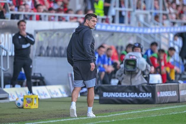 05.05.2024, Fussball, 2. Bundesliga, 32. Spieltag Saison 2023 2024, SV Wehen Wiesbaden - Holstein Kiel, Trainer Marcel Rapp (Holstein Kiel) xRHR-FOTO TKx