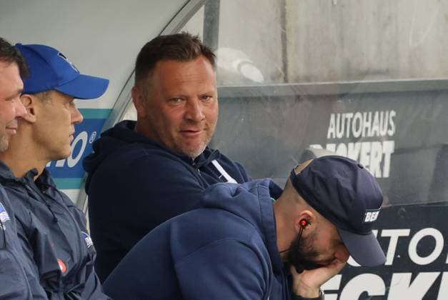 05.05.2024, Fussball, Herren, 2. Bundesliga, Saison 2023 2024, SV 07 Elversberg - Hertha BSC Berlin, Trainer Pal Dardai (Hertha BSC) Elversberg Ursapharm-Arena an der Kaiserlinde Saarland Deutschland (DE)