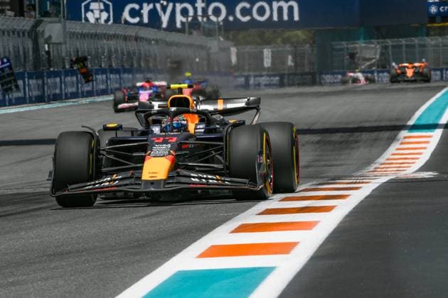 Formel 1 GP Miami USA. 05.05.2024 Sergio Perez 11, Oracle Red Bull Racing; Formel 1 GP Miami USA. 05.05.2024 Copyright: xBEAUTIFULxSPORTS Erlhofx