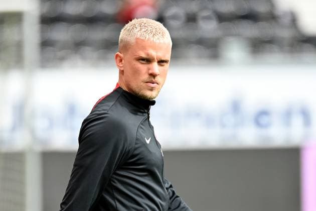 05.05.2024, xjrdrx, Fussball 1.Bundesliga, Eintracht Frankfurt - Bayer 04 Leverkusen emspor, v.l. Philipp Max (Eintracht Frankfurt) (DFL DFB REGULATIONS PROHIBIT ANY USE OF PHOTOGRAPHS as IMAGE SEQUENCES and or QUASI-VIDEO) Frankfurt am Main *** 05 05 2024, xjrdrx, Soccer 1 Bundesliga, Eintracht Frankfurt Bayer 04 Leverkusen emspor, v l Philipp Max Eintracht Frankfurt DFL DFB REGULATIONS PROHIBIT ANY USE OF PHOTOGRAPHS as IMAGE SEQUENCES and or QUASI VIDEO Frankfurt am Main