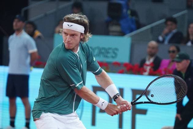 Felix Auger-Aliassime and Jannik Sinner during Finals Masters Series Madrid in Madrid on Sunday, May 5 2024 Cordon Press 