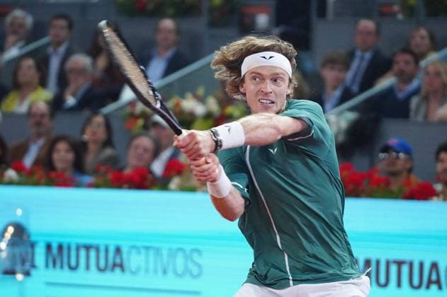 Felix Auger-Aliassime and Jannik Sinner during Finals Masters Series Madrid in Madrid on Sunday, May 5 2024 Cordon Press 