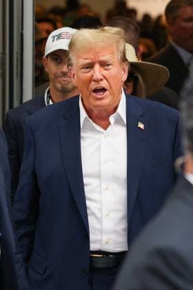 Donald Trump, portrait American politician, media personality, and businessman who served as the 45th president of the United States during the Formula 1 Crypto.com Miami Grand Prix 2024, 6th round of the 2024 Formula One World Championship, WM, Weltmeisterschaft from May 3 to 5, 2024 on the Miami International Autodrome, in Miami, United States of America - F1 - MIAMI GRAND PRIX 2024 DPPI Panoramic  240505_R06_MIAMI_DP_XB5_7811