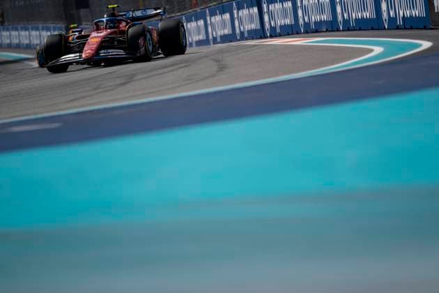 May 5, 2024, Miami, United States: Spanish driver CARLOS SAINZ Jr (Scuderia Ferrari) drives during the 2024 FIA Formula 1 Miami Grand Prix at Miami International Autodrome in Miami, United States. Miami United States - ZUMAg147 20240505_fap_g147_032 Copyright: xJamesxGasperottix