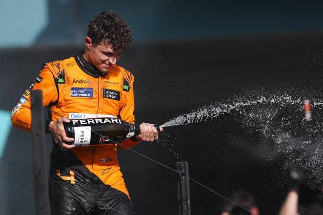 NORRIS Lando (gbr), McLaren F1 Team MCL38, portrait during the Formula 1 Crypto.com Miami Grand Prix 2024, 6th round of the 2024 Formula One World Championship, WM, Weltmeisterschaft from May 3 to 5, 2024 on the Miami International Autodrome, in Miami, United States of America - F1 - MIAMI GRAND PRIX 2024 DPPI Panoramic  240505_R06_MIAMI_DP_EA026185