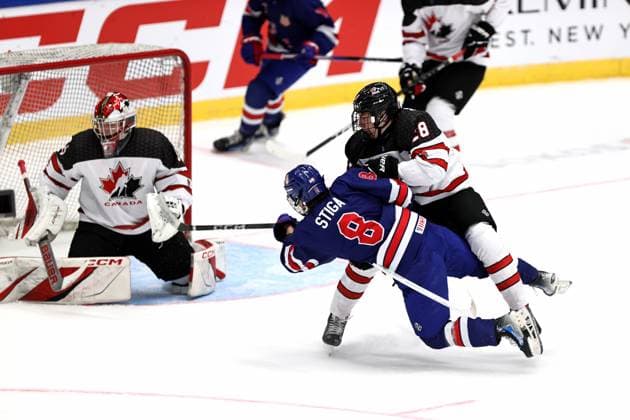 xxkeikkaxx 20240505 Espoo Jääkiekon U18 MM-kisat USA - Kanada. Kuvassa Teddy Stiga ja kääntölaukaus Tomi Natri All Over Press