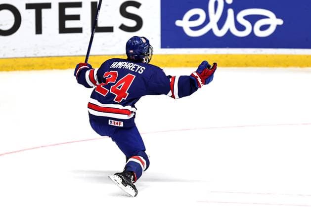 xxkeikkaxx 20240505 Espoo Jääkiekon U18 MM-kisat USA - Kanada. Kuvassa Christian Humphreys juhlii avausmaalia Tomi Natri All Over Press