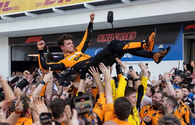 May 5, 2024: McLaren driver Lando Norris of Britain celebrates with crew members after winning the Formula One Miami Grand Prix at the Miami International Autodrome on Sunday, May 5, 2024, in Miami Gardens, Florida. - ZUMAm67_ 0472238167st Copyright: xMatiasxJ.xOcnerx