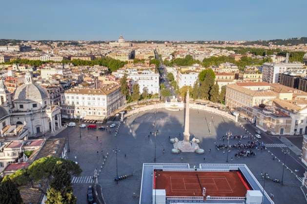 Italian Open tennis tournament: Rome sets up a red clay tennis court in Italy - 06 May 2024 (EDITOR S NOTE: Image taken by a drone) Aerial view of Piazza del Popolo. Rome is preparing for the Italian Open tennis tournament - Internazionali BNL d Italia, by setting up a red clay court in the central Piazza del Popolo. Rome Italy Copyright: xStefanoxCostantinox xSOPAxImagesx SCOSTANTINO_24CRO1268