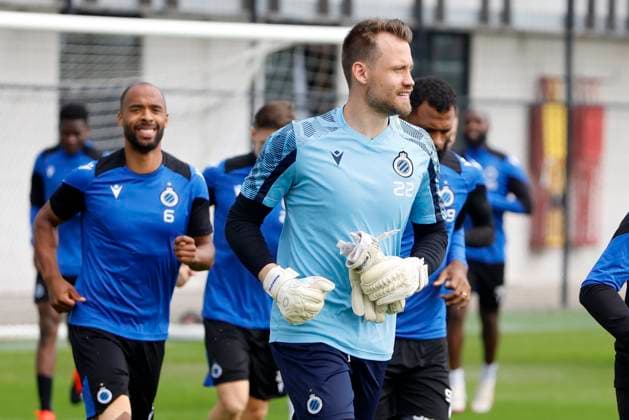 Club Brugge v Fiorentina - UEFA Europa Conference League - media activities WESTKAPELLE, BELGIUM - MAY 07 : Mignolet Simon goalkeeper of Club Brugge during a training session prior to the UEFA Europa Conference League semi-finals 2nd leg match between Club Brugge and Fiorentina at the training grounds on May 7, 2024 in Westkapelle, Belgium, 07 05 2024 Westkapelle Belgium  Copyright: xJanxDexMeuleneirx