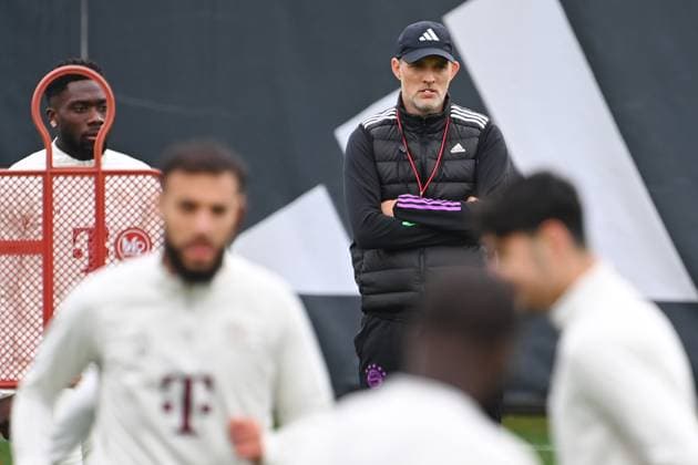 Trainer Thomas TUCHEL (Bayern Muenchen) beoabchtet seine Spieler. Abschlusstraining am 07.05.2024 vor dem Fussball Champions League Halbfinale Real Madrid - FC Bayern Muenchen am 08.05.2024.