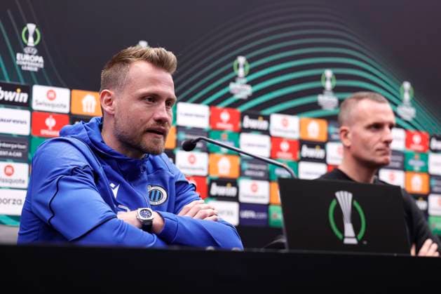 Club Brugge v Fiorentina - UEFA Europa Conference League - media activities BRUGGE, BELGIUM - MAY 07 : Mignolet Simon goalkeeper and Hayen Nicky head coach of Club Brugge pictured during a press conference, PK, Pressekonferenz prior to the UEFA Europa Conference League semi-finals 2nd leg match between Club Brugge and Fiorentina at the training grounds on May 7, 2024 in Brugge, Belgium, 07 05 2024 Brugge Belgium  Copyright: xJanxDexMeuleneirx