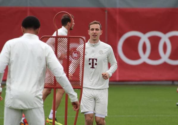 München, Deutschland 07. Mai 2024: Fussball, Herren, Saison 2023 2024, FC Bayern München, Säbener Strasse, Trainingsgelände, Abschlusstraining, Champions League Lovro Zvonarek (FC Bayern München) Kopf, Oberkörper
