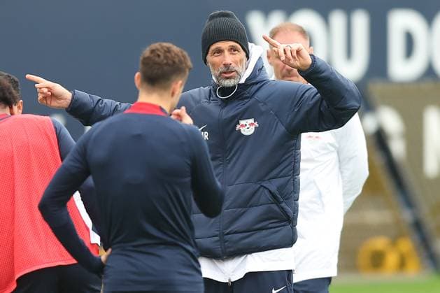 Sport Bilder des Tages RB Leipzig Training 1. Bundesliga Leipzig, 07.05.2024, Trainingszentrum am Cottaweg, Saison 2023 2024, Fußball, Männer, 1. Bundesliga , RB Leipzig Training , Im Bild: Trainer Marco Rose ,