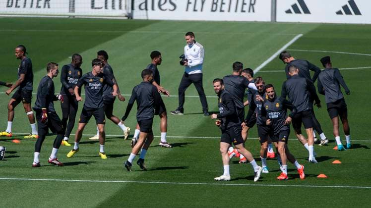 07.05.2024, Fussball UEFA Championsleague 2023 2024: 1 Tag vor dem Halbfinale, Real Madrid - FC Bayern München, Training Session Real Madrid am Trainingsgelände von Real. Lucas Vazquez (Real Madrid), Eder Militao (Real Madrid), Toni Kroos (Real Madrid)