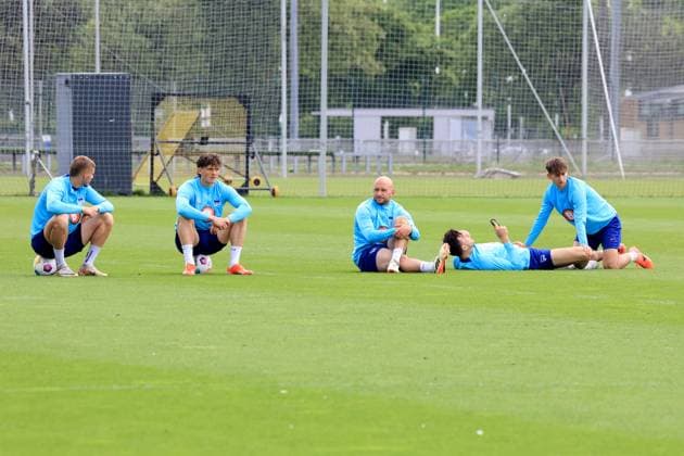 DEU, DFL, 2. FBL Hertha BSC, Training, 07.05.2024, Sportforum, Berlin, DEU, DFL, 2. FBL Hertha BSC, Training, im Bild Ferienlager Hertha BSC, Hertha-Spieler Marton Dardai (Hertha BSC Berlin 31),. Fabian Reese (Hertha BSC Berlin 11), Toni Leistner (Hertha BSC Berlin 37), Haris Tabakovic (Hertha BSC Berlin 25) DFL - regulations prohibit any use of Photographs as image sequences and or quasi-video Foto: Juergen Engler nordphoto GmbH