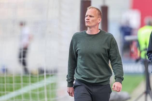 07.05.2024, Fussball, Saison 2023 2024, 2. Bundesliga, 32. Spieltag, VfL Osnabrück - FC Schalke 04, Cheftrainer Karel Geraerts (FC Schalke 04) Hamburg Stadion am Millerntor Hamburg Deutschland xRHR-FOTO TRx