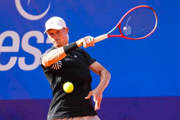 ATP, Tennis Herren Challenger Tour Francavilla Al Mare 2024 Billy Harris is playing in the Round of 32 of the ATP Challenger Tour in Francavilla al Mare, Italy, on May 7, 2024. Andrea Guerrieri of Italy is currently leading the match with a score of 1-2 (6-4 3-6 3-6). Francavilla al Mare Abruzzo Italy  Copyright: xMarcoxZacx originalFilename:zac-atpchall240507_npIYb.jpg