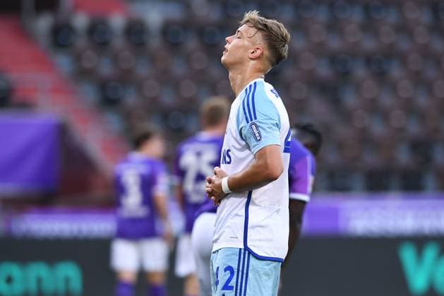 Fußball 2. Bundesliga 32. Spieltag VfL Osnabrück - FC Schalke 04 am 07.05.2024 im Millerntor-Stadion in Hamburg Torjubel zum 0:4 durch Keke Maximilian Topp ( Schalke )