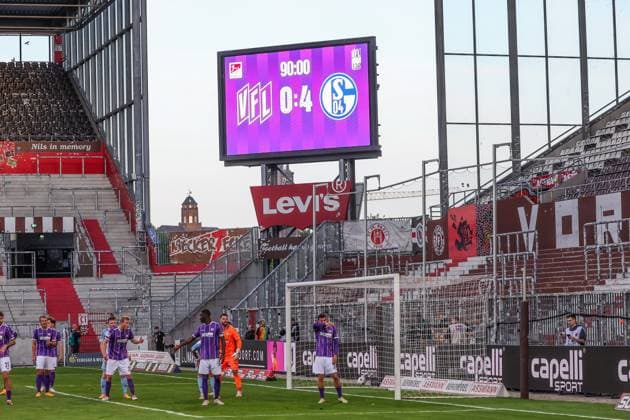 07.05.2024, Fussball, Saison 2023 2024, 2. Bundesliga, 32. Spieltag, VfL Osnabrück - FC Schalke 04, Anzeigetafel mit dem Endstand. Hamburg Stadion am Millerntor Hamburg Deutschland xRHR-FOTO TRx