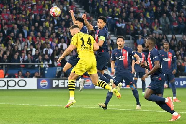 07.05.2024, xjrdrx, Fussball UEFA Champions League, Paris St.Germain - Borussia Dortmund emspor, v.l. Warren Zaire-Emery (PSG Paris St.Germain) Niclas Füllkrug (Borussia Dortmund) Marquinhos (PSG Paris St.Germain) Zweikampf, Aktion, action, battle for the ball (DFL DFB REGULATIONS PROHIBIT ANY USE OF PHOTOGRAPHS as IMAGE SEQUENCES and or QUASI-VIDEO) Paris