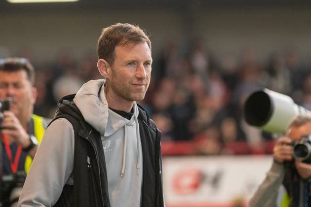 Crawley Town v Milton Keynes Dons EFL Sky Bet League 2 07 05 2024. Play Off Leg 1 of 2 MK Dons Head Coach Mike Williamson ahead of the EFL Sky Bet League 2 play-off first leg match between Crawley Town and Milton Keynes Dons at The Broadfield Stadium, Crawley, England on 7 May 2024. Editorial use only DataCo restrictions apply See www.football-dataco.com , Copyright: xStephenxFlynnx PSI-19657-0011