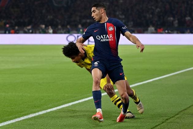 07.05.2024, xjrdrx, Fussball UEFA Champions League, Paris St.Germain - Borussia Dortmund emspor, v.l. Karim Adeyemi (Borussia Dortmund) Achraf Hakimi (PSG Paris St.Germain) Zweikampf, Aktion, action, battle for the ball (DFL DFB REGULATIONS PROHIBIT ANY USE OF PHOTOGRAPHS as IMAGE SEQUENCES and or QUASI-VIDEO) Paris