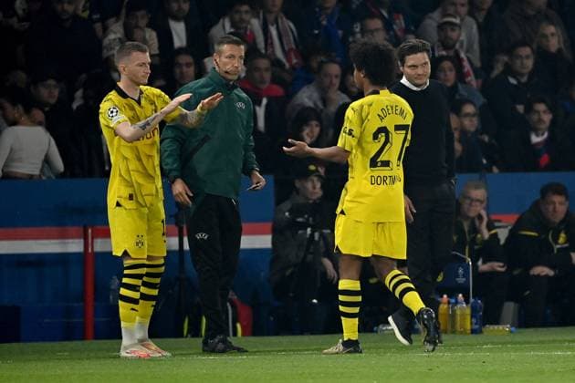 07.05.2024, xjrdrx, Fussball UEFA Champions League, Paris St.Germain - Borussia Dortmund emspor, v.l. Auswechslung Karim Adeyemi (Borussia Dortmund) Trainer Edin Terzic (Borussia Dortmund) Einwechslung Marco Reus (Borussia Dortmund) (DFL DFB REGULATIONS PROHIBIT ANY USE OF PHOTOGRAPHS as IMAGE SEQUENCES and or QUASI-VIDEO) Paris
