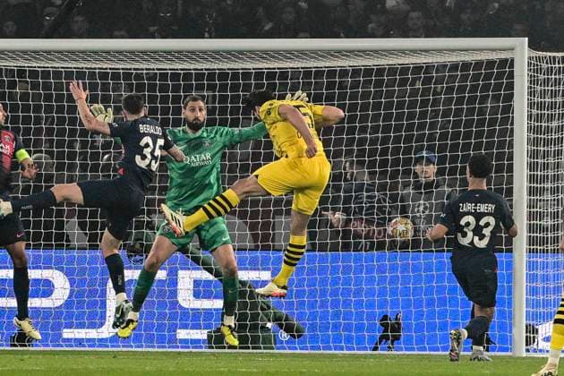 Tor zum 0:1 durch Mats Hummels 15 (Borussia Dortmund), Paris Saint-Germain vs. Borussia Dortmund, Fussball, Champions League, Halbfinale, 07.05.2024 Paris Nordrhein-Westfalen Frankreich