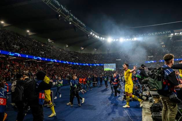 Mats Hummels 15 (Borussia Dortmund) jubelt, Paris Saint-Germain vs. Borussia Dortmund, Fussball, Champions League, Halbfinale, 07.05.2024 Paris Nordrhein-Westfalen Frankreich