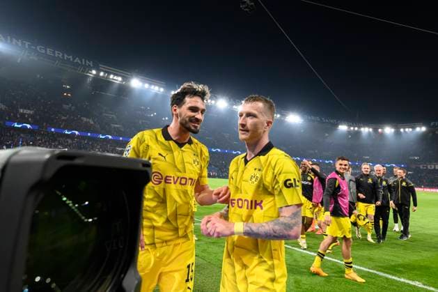 Marco Reus 11 (Borussia Dortmund) und Mats Hummels 15 (Borussia Dortmund) gluecklich, Paris Saint-Germain vs. Borussia Dortmund, Fussball, Champions League, Halbfinale, 07.05.2024 Paris Nordrhein-Westfalen Frankreich