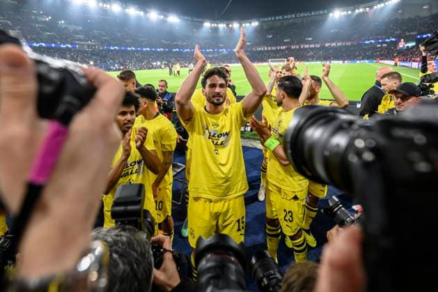 Mats Hummels 15 (Borussia Dortmund) jubelt, Paris Saint-Germain vs. Borussia Dortmund, Fussball, Champions League, Halbfinale, 07.05.2024 Paris Nordrhein-Westfalen Frankreich