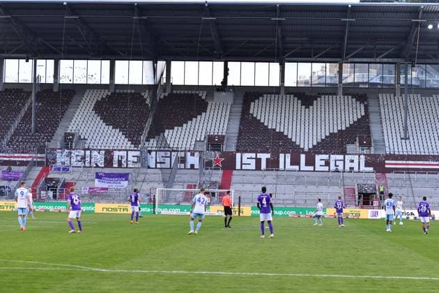 Fußball 2. Bundesliga 32. Spieltag VfL Osnabrück - FC Schalke 04 am 07.05.2024 im Millerntor-Stadion in Hamburg Geisterspiel Das Spiel im Millerntor-Stadion findet ohne Zuschauer statt.