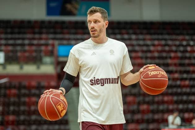 Sport Bilder des Tages Andreas Obst (Bayern Muenchen, 13), GER, MHP Riesen Ludwigsburg vs. FC Bayern Basketball (FCBB), Basketball, Bundesliga, easycredit BBL, 33. Spieltag, Spielzeit 2023 2024, 08.05.2024, GER, MHP Riesen Ludwigsburg vs. FC Bayern Basketball (FCBB), Basketball, Bundesliga, easycredit BBL, 33. Spieltag, Spielzeit 2023 2024, 08.05.2024 Ludwigsburg Copyright: xEibner-Pressefoto SaschaxWaltherx EP_EER