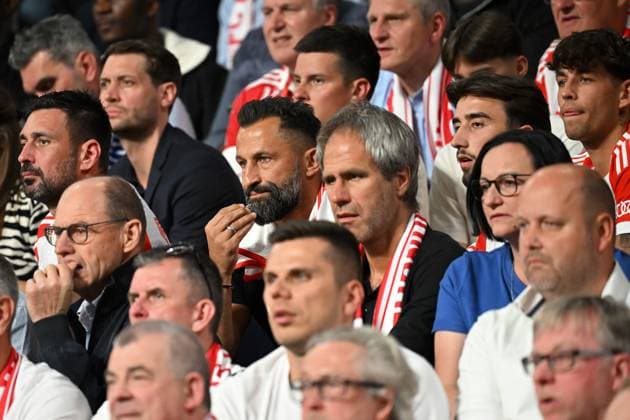 Madrid, Estadio Santiago Bernabeu, 08.05.24, GER, Herren, UEFA Champions League, Saison 2023-2024, Halbfinale, Real Madrid CF - FC Bayern Muenchen Bild: Hasan SALIHAMIDZIC (Ex-Sportdirektor Bayern) in Fankurve, Only for editorial use! UEFA regulations prohibit any use of photographs as image sequences and or quasi-video. Spanien