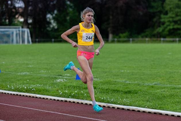 Sport Themen der Woche KW19 Sport Bilder des Tages 1. Abendsportfest; Pfungstadt, 08.05.2024 Konstanze Klosterhalfen (TSV Bayer 04 Leverkusen); 1. Abendsportfest im TSV Stadion in Pfungstadt am 08.05.2024, (Hessen). *** 1 evening sports festival Pfungstadt, 08 05 2024 Konstanze Klosterhalfen TSV Bayer 04 Leverkusen 1 evening sports festival in the TSV stadium in Pfungstadt on 08 05 2024, Hesse Copyright: xBEAUTIFULxSPORTS KJPetersx