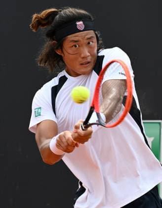 (240509) -- ROME, May 9, 2024 -- Zhang Zhizhen of China competes during the men s singles 1st round match against Daniel Elahi Galan of Colombia at the Men s ATP, Tennis Herren Rome Open tennis tournament in Rome, Italy, May 8, 2024. (Photo by Xinhua) (SP)ITALY-ROME-TENNIS-ATP-ROME OPEN AlbertoxLingria 
