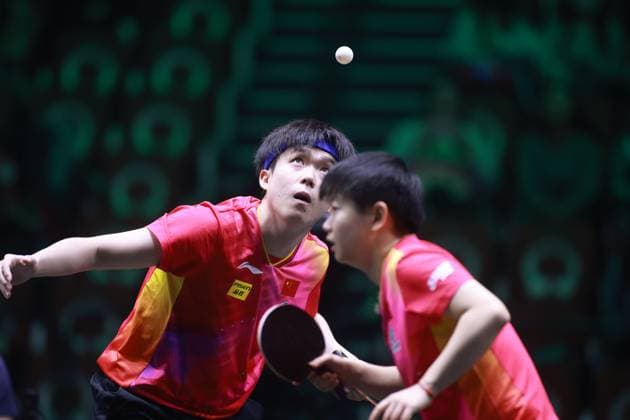 Sport Themen der Woche KW19 (240509) -- JEDDAH, May 9, 2024 -- Wang Chuqin (L) Sun Yingsha of China compete during the mixed doubles semifinal match against Harimoto Tomokazu Hayata Hina of Japan at WTT Saudi Smash 2024 in Jeddah, Saudi Arabia, May 8, 2024. (WTT Handout via Xinhua) (SP)SAUDI ARABIA-JEDDAH Table tennis, Tischtennis WTT 2024 SAUDI SMASH WangxHaizhou 