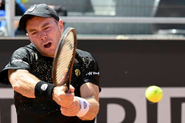 Sport Bilder des Tages Dominik Koepfer of Germany in action during the match against Andrea Vavassori of Italy at the Internazionali BNL d Italia 2024 tennis tournament at Foro Italico in Rome, Italy on May 9, 2024. antoniettaxbaldassarre