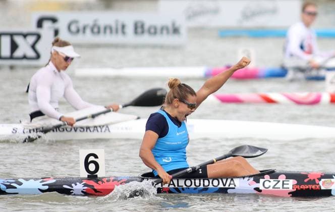 Bilder des Jahres 2024, Sport 05 Mai Sport Themen der Woche KW19 Sport Bilder des Tages 09.05.2024 Szeged(Hungary) ICF Canoe Sprint European olympic qualifiers K1 women 500m final Anezka Paloudova Czech Republic celebrate second place and going at Paris Olympic Games, Olympische Spiele, Olympia, OS :
