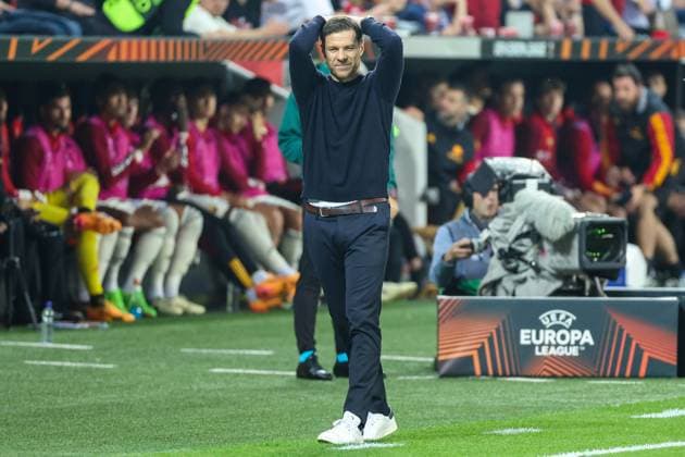 Europa League - Bayer 04 Leverkusen - AS Rom am 09.05.2024 in der BayArena in Leverkusen Trainer Xabi Alonso (Leverkusen) unzufrieden, enttäuscht, enttaeuscht, niedergeschlagen.
