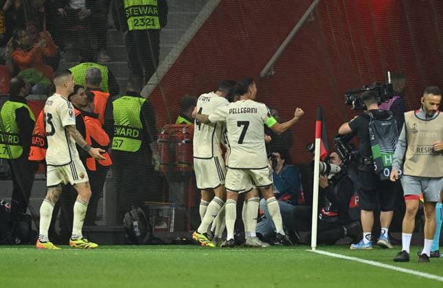 08.05.2024, xjrdrx, Fussball UEFA Europa League, Bayer 04 Leverkusen - AS Roma emspor, v.l. Angelino (AS Rom), Leandro Paredes (AS Rom) celebrate the goal, Der Torjubel zum 0:2 (DFL DFB REGULATIONS PROHIBIT ANY USE OF PHOTOGRAPHS as IMAGE SEQUENCES and or QUASI-VIDEO) Leverkusen