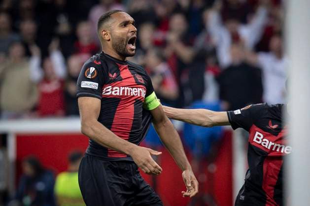 UEFA Europa League Halbfinale; Bayer 04 Leverkusen vs. AS Roma, 09.05.2024 Jonathan Tah (Bayer 04 Leverkusen, 4) freut sich über das Eigentor von Gianluca Mancini (AS Roma, 23) zum 1:2 Anschluss während des Europa-League-Halbfinales zwischen Bayer 04 Leverkusen und AS Rom in der BayArena am 09.05.2024 in Leverkusen, Deutschland. DFL REGULATIONS PROHIBIT ANY USE OF PHOTOGRAPHS AS IMAGE SEQUENCES AND OR QUASI-VIDEO. Copyright: xBEAUTIFULxSPORTS AxelxKohringx