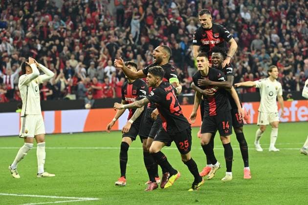 08.05.2024, xjrdrx, Fussball UEFA Europa League, Bayer 04 Leverkusen - AS Roma emspor, v.l. Jonathan Tah (Bayer Leverkusen), Piero Hincapie (Bayer Leverkusen), Exequiel Palacios (Bayer Leverkusen), Patrick Schick (Bayer Leverkusen), Granit Xhaka (Bayer Leverkusen), celebrate the goal, Der Torjubel zum 1:2 Eigentor Gianluca Mancini (AS Rom) (DFL DFB REGULATIONS PROHIBIT ANY USE OF PHOTOGRAPHS as IMAGE SEQUENCES and or QUASI-VIDEO) Leverkusen