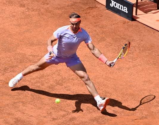 (240510) -- ROME, May 10, 2024 -- Rafael Nadal of Spain returns a shot during the men s singles 1st round match against Zizou Bergs of Belgium at the Men s ATP, Tennis Herren Rome Open tennis tournament in Rome, Italy, May 9, 2024. (Photo by Xinhua) (SP)ITALY-ROME-TENNIS-ATP-ROME OPEN AxErbeituo¡¤lingeliya 