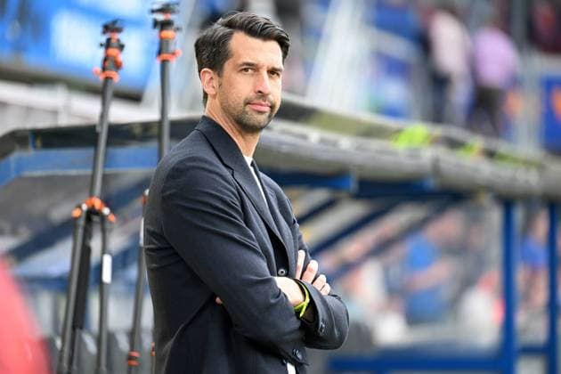 Paderborn, Home Deluxe Arena, 10.05.24, GER, Herren, 2.Bundesliga, Saison 2023-2024, SC Paderborn 07 - Hamburger SV Bild: Sportvorstand Jonas BOLDT (Hamburg) Only for editorial use! DFL regulations prohibit any use of photographs as image sequences and or quasi-video. NRW Deutschland *** Paderborn, Home Deluxe Arena, 10 05 24, GER, Herren, 2 Bundesliga, Saison 2023 2024, SC Paderborn 07 Hamburger SV Bild Sportvorstand Jonas BOLDT Hamburg Only for editorial use DFL regulations prohibit any use of photographs as image sequences and or quasi video NRW Germany
