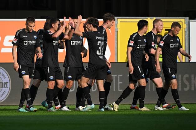 Paderborn, Home Deluxe Arena, 10.05.24, GER, Herren, 2.Bundesliga, Saison 2023-2024, SC Paderborn 07 - Hamburger SV Bild: Koen KOSTONS (Paderborn) jubelt nach seinem Tor zum 1:0 Only for editorial use! DFL regulations prohibit any use of photographs as image sequences and or quasi-video. NRW Deutschland