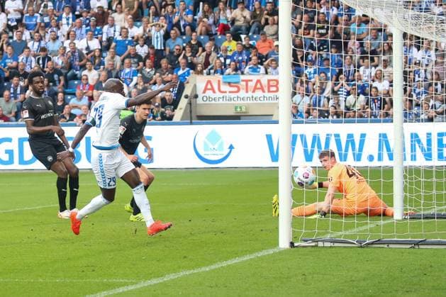 10.05.2024, xgox, Fussball 2. Bundesliga, 1. FC Magdeburg - SpVgg Greuther Fuerth emspor, v.l. Amara Conde (Magdeburg, 10) schiesst Tor, Torschuetze, erzielt Tor, Treffer, scores the goal Abseits (DFL DFB REGULATIONS PROHIBIT ANY USE OF PHOTOGRAPHS as IMAGE SEQUENCES and or QUASI-VIDEO) Magdeburg